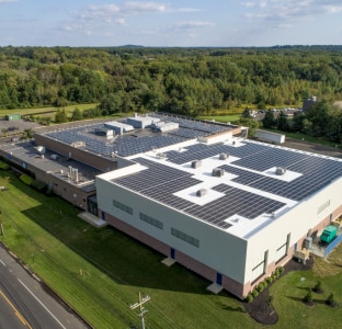 Stort teknologisk anlæg